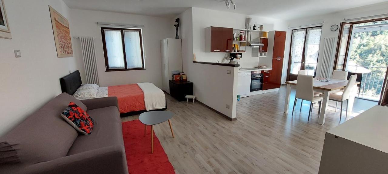 Iris Home Camblione Экстерьер фото